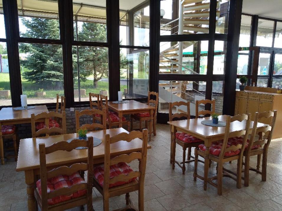 Hotel Pension Odrava Cheb Exteriér fotografie